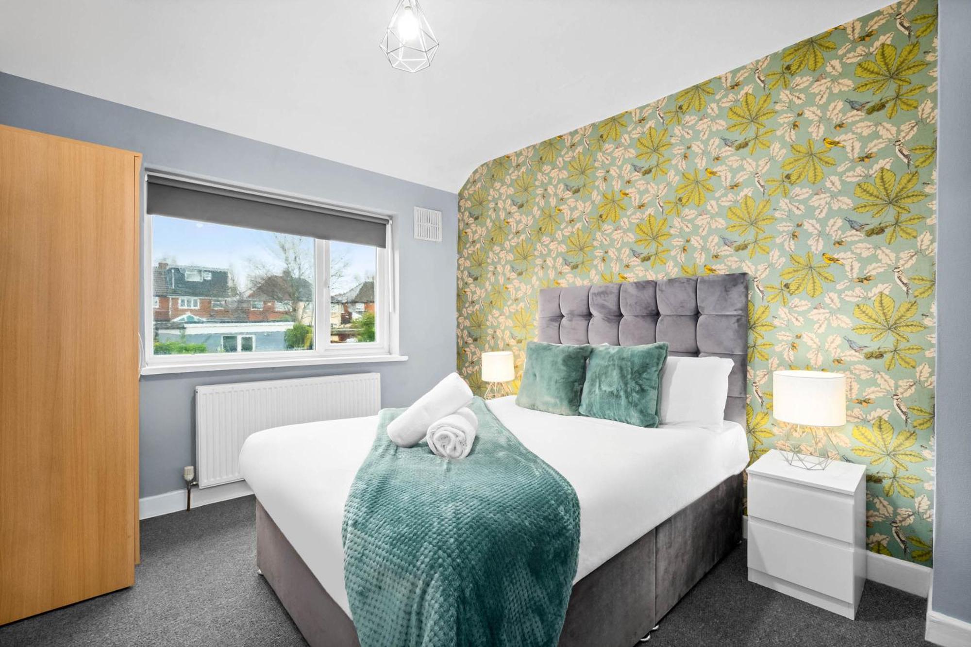 Stylish 3 Bedroom House - Parking - Garden - Great Barr - Netflix - Top Rated -121J Birmingham Eksteriør bilde