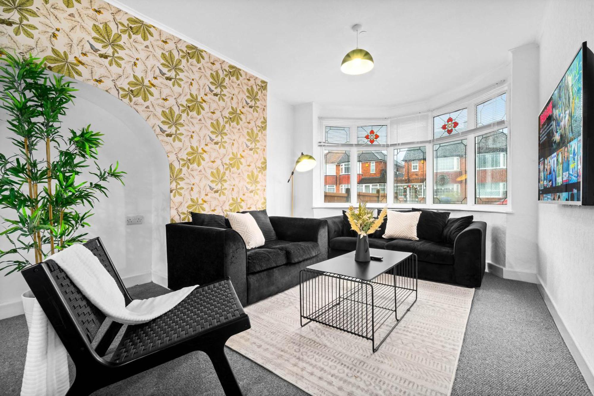 Stylish 3 Bedroom House - Parking - Garden - Great Barr - Netflix - Top Rated -121J Birmingham Eksteriør bilde